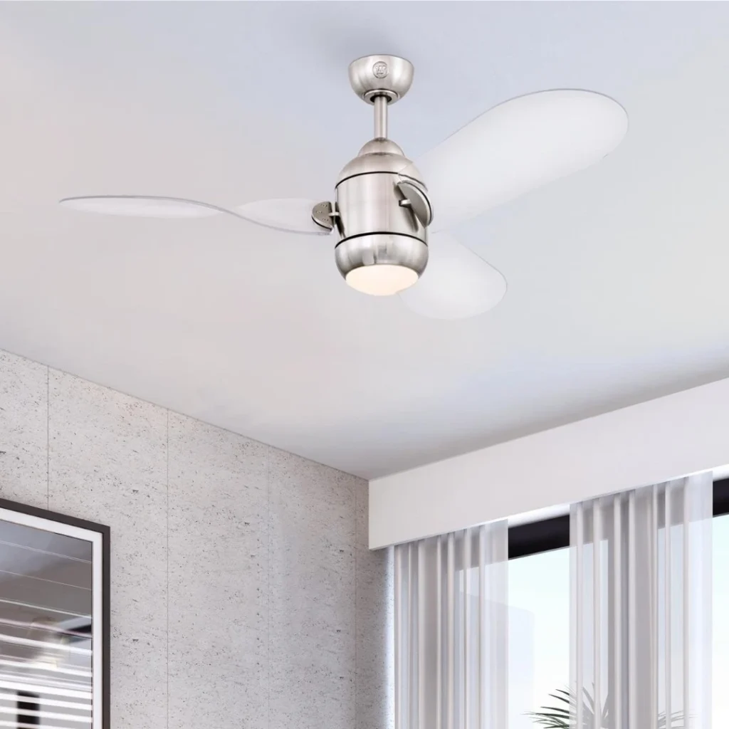 Sleek Ceiling Fans with Integrated Lighting