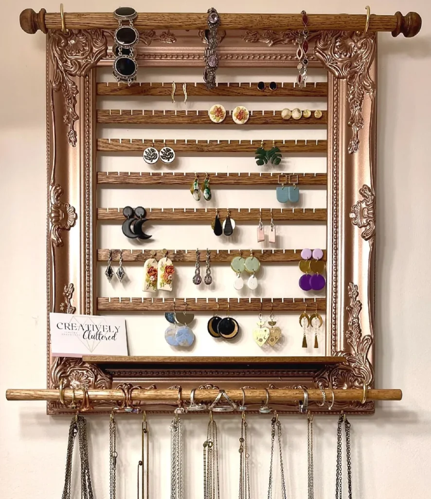 Wall-mounted Jewelry Organizer
