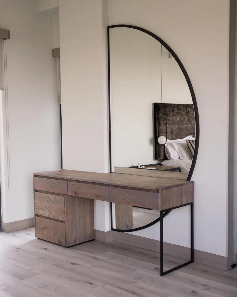 Minimalist Dressing Tables
