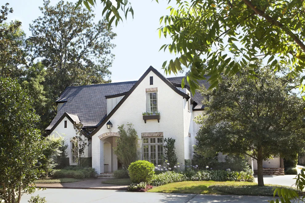 British Miami Cottage